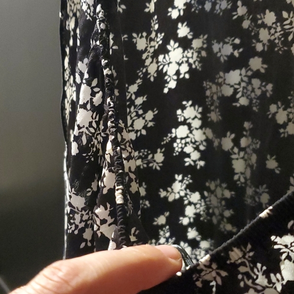 Floral tie back spaghetti strap summer dress - Picture 10 of 10